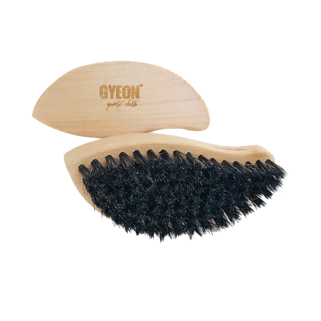 Leather Brush ����� �� �������� ������ ��� ������� ������� ������������ GYEON